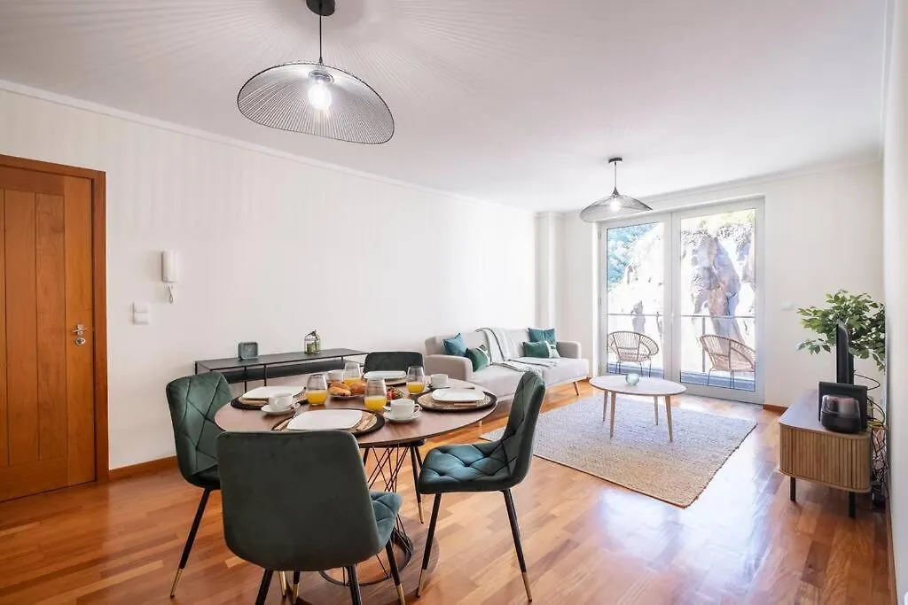 Wings Apartment Ce By Galmi Santa Cruz  Portugal